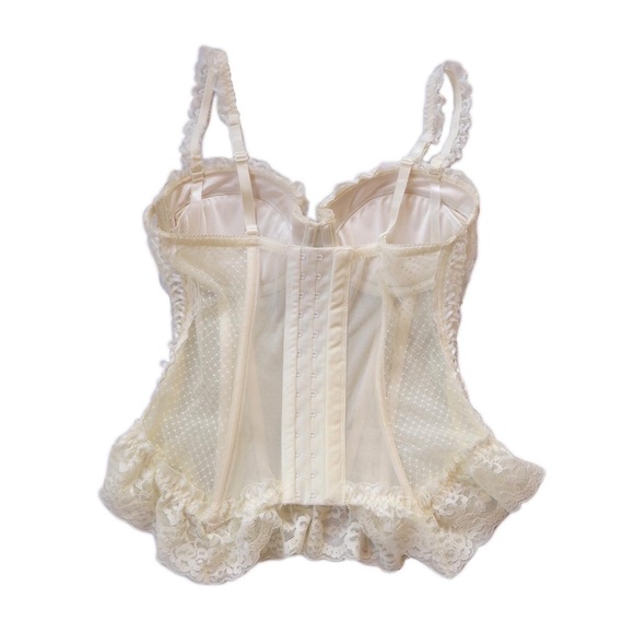 Frilly vintage corset top🌟 - Picture 2 of 2
